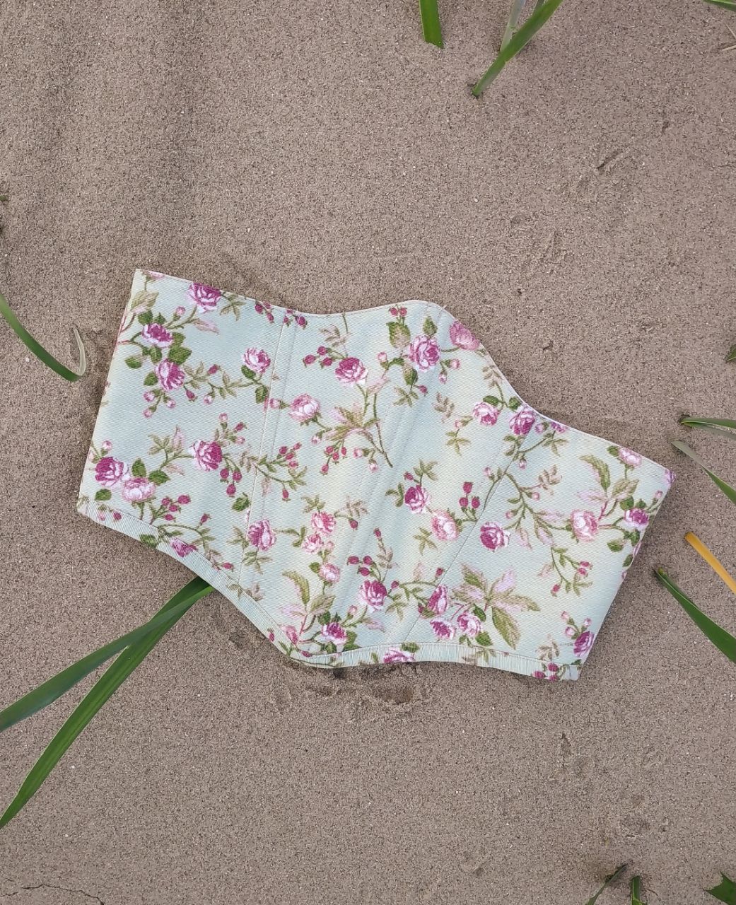 Floral corset belt